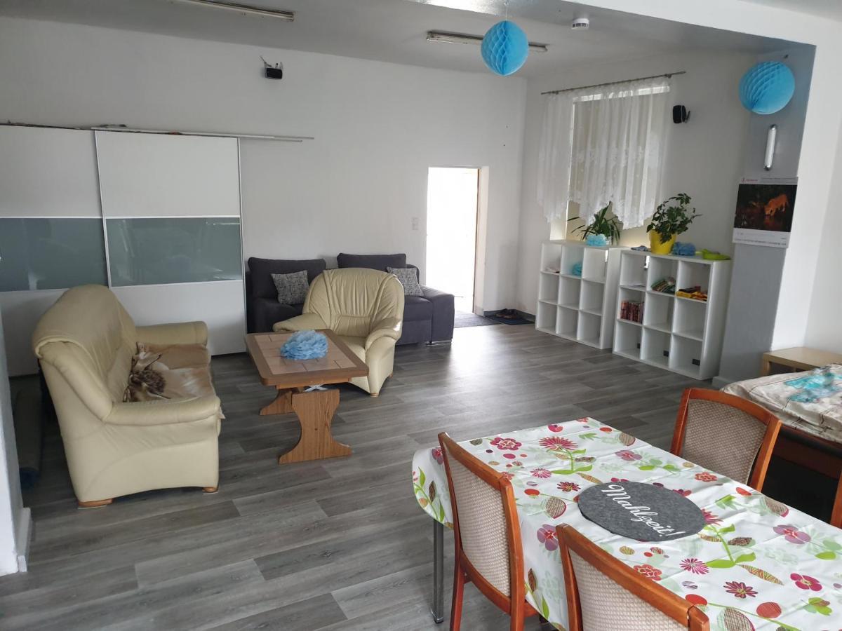 Einraum-Ferienwohnung 46M2 Eisenhuettenstadt-Diehlo Exterior photo